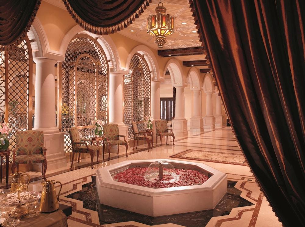 The Ritz-Carlton, Dubai - Lobby