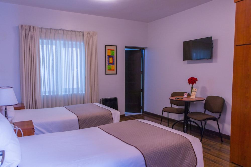 Hotel Calacoto - Room