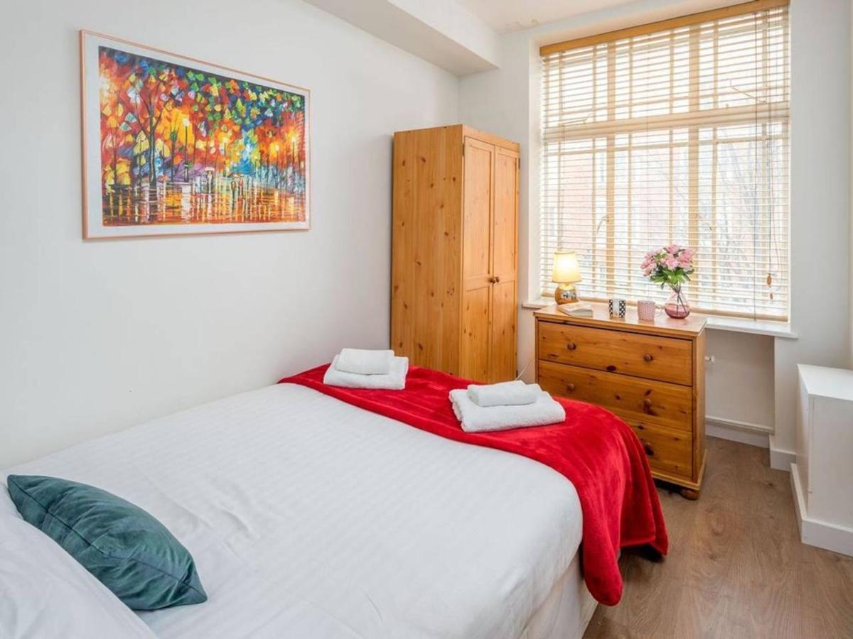 Beautiful flat with 2 bedrooms in West London - Other