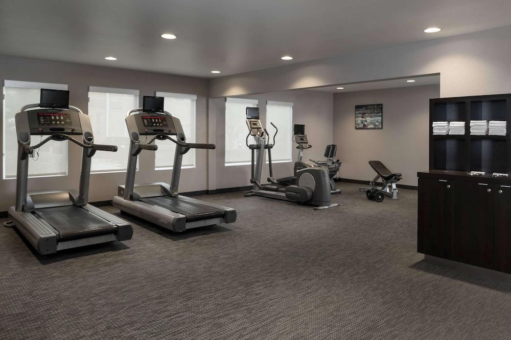 Sonesta Select Pleasant Hill - Fitness Facility