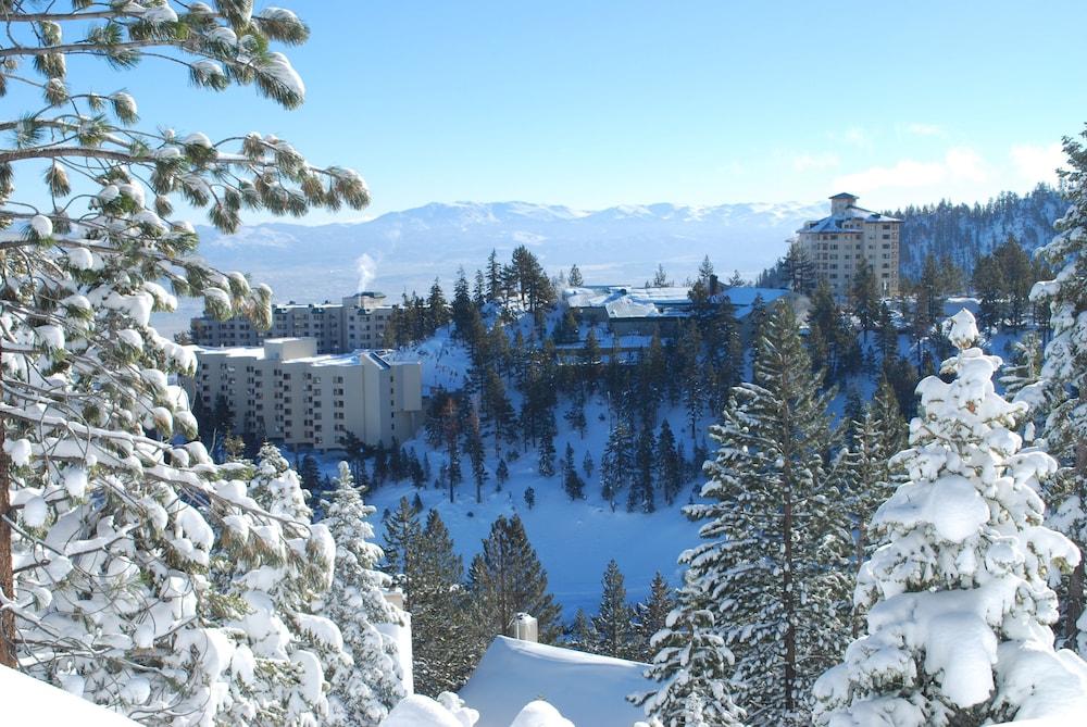 Holiday Inn Club Vacations Tahoe Ridge Resort, an IHG Hotel - Exterior
