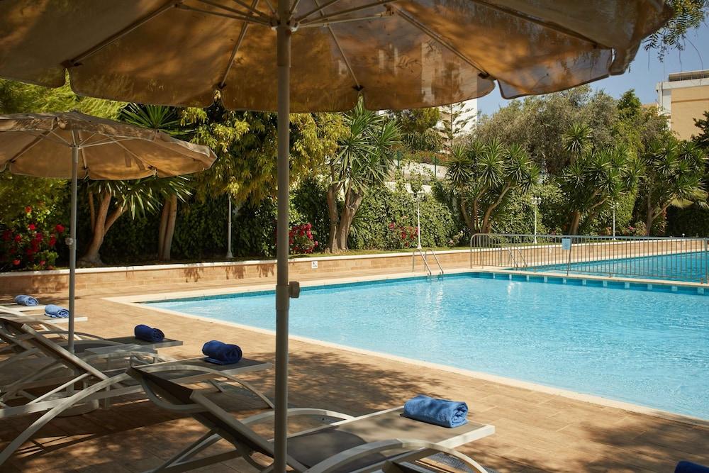 Hotel Joan Miró Museum - Outdoor Pool