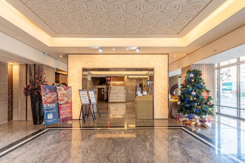 CHECK inn Select Taichung Dadun - Reception Hall