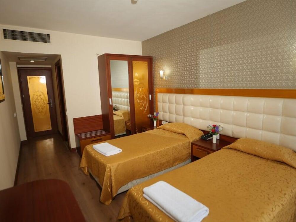 Hotel Kayalar - Featured Image