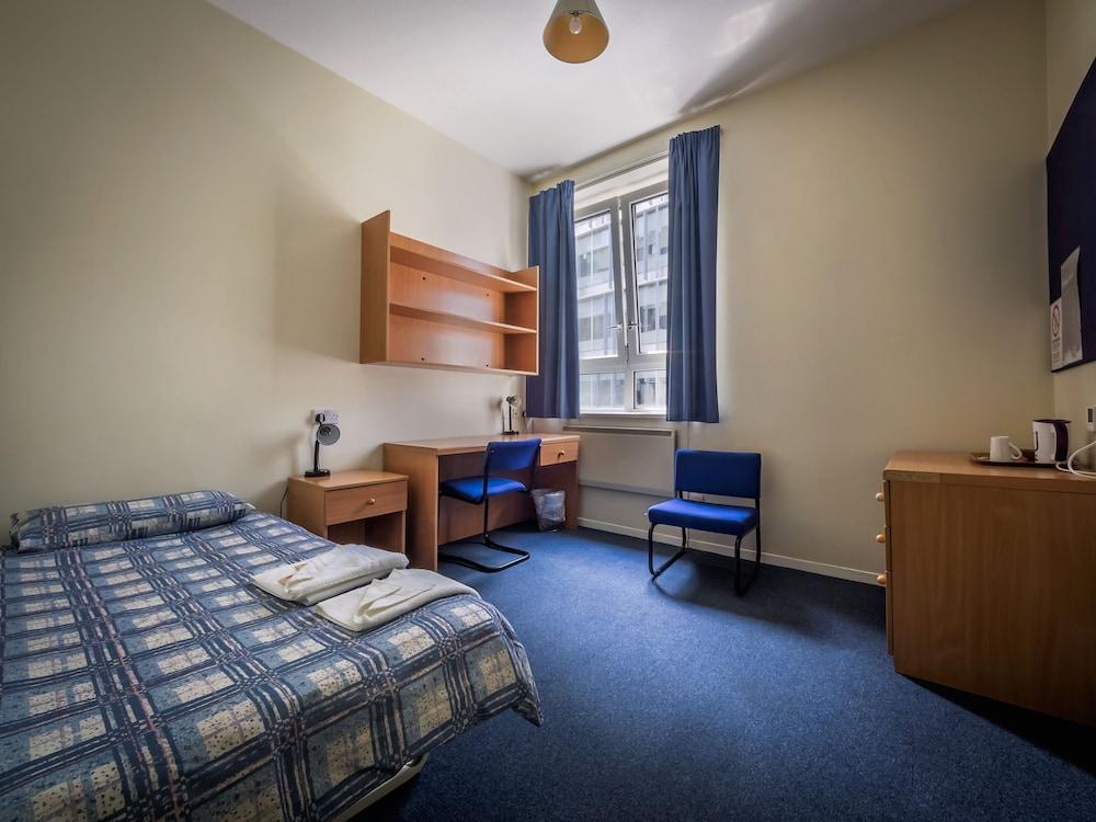 LSE Bankside House - Campus Accommodation - Room