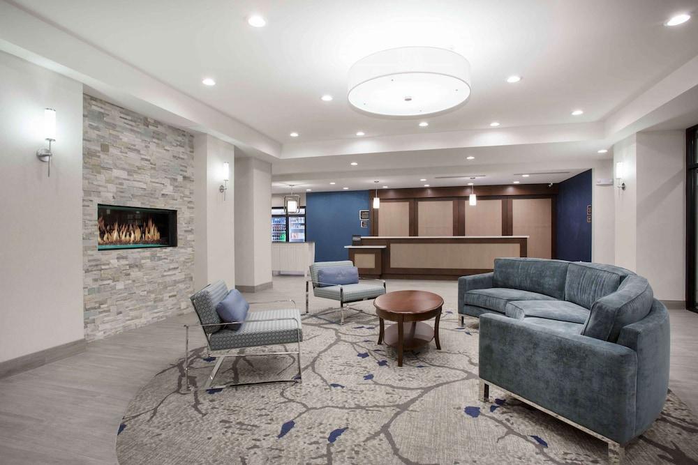 Homewood Suites by Hilton Las Vegas City Center - Lobby