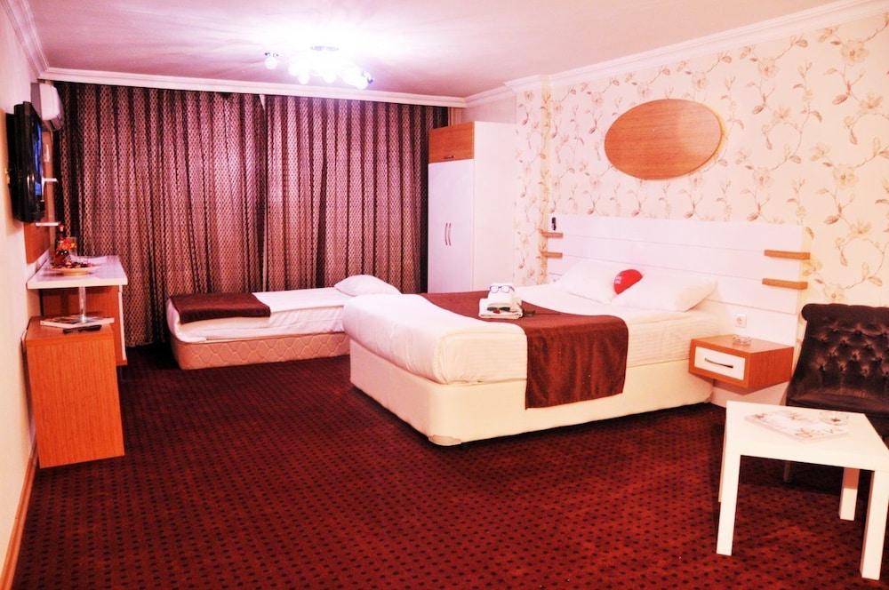 Strazburg Hotel - Room