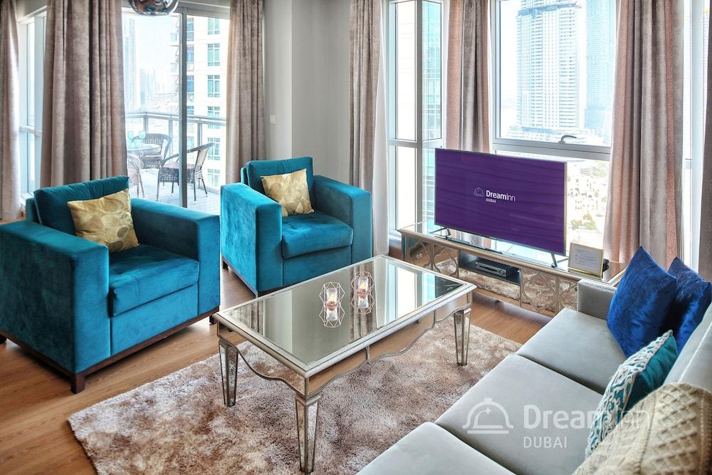 Dream Inn Dubai -Burj Residence - Lobby Lounge