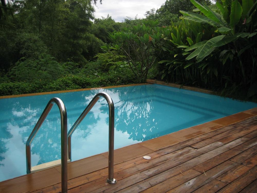Teakwood Villa - Outdoor Pool