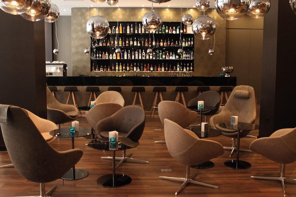 Motel One Manchester Piccadilly - Featured Image