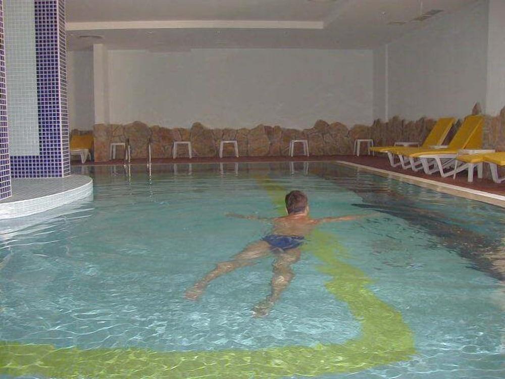 بالم دور هوتل - Indoor Pool