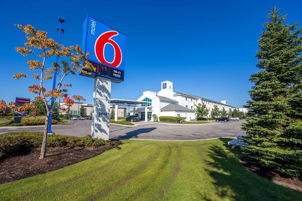 Motel 6 Mississauga, ON - Toronto - Featured Image
