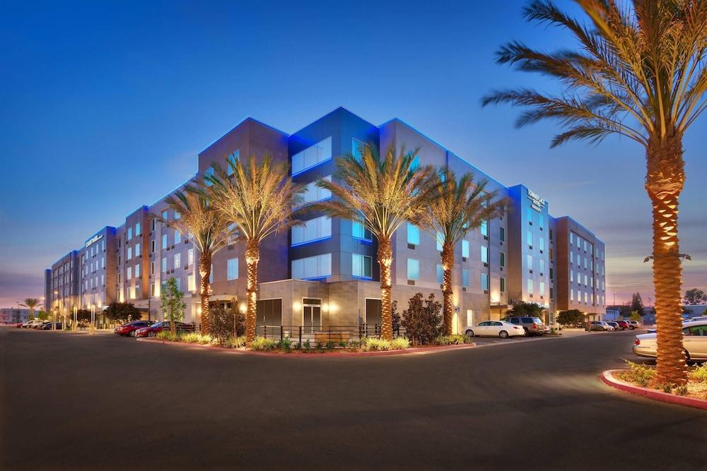 TownePlace Suites by Marriott Los Angeles LAX/Hawthorne - Featured Image