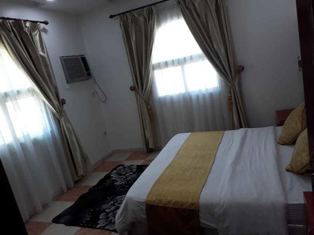 Jawhrat Al Koon Apartment - Room