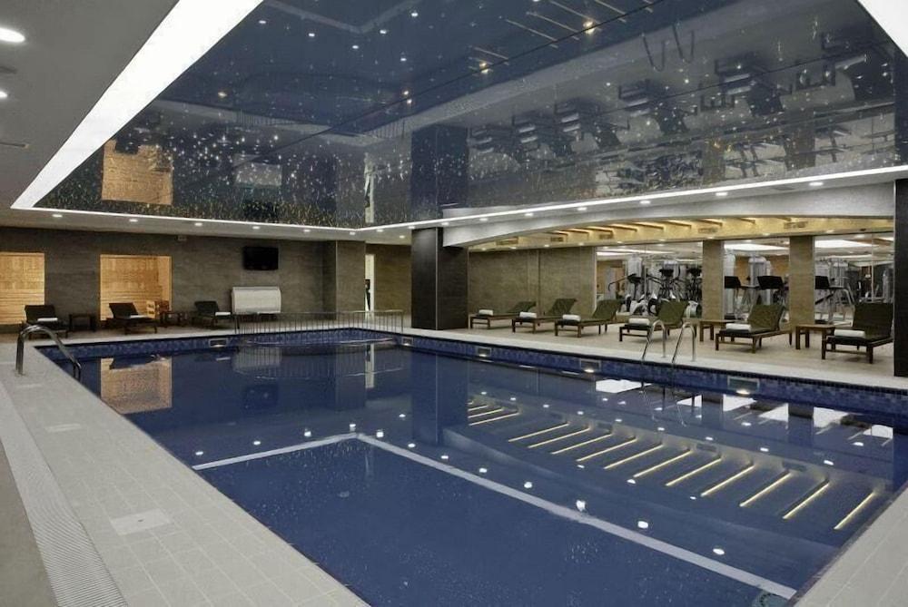أنيمون سيجلي هوتل - Indoor Pool