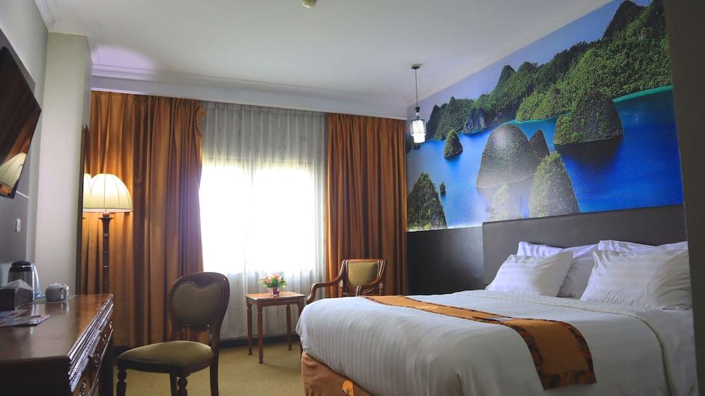 Grand Victoria Hotel - Room