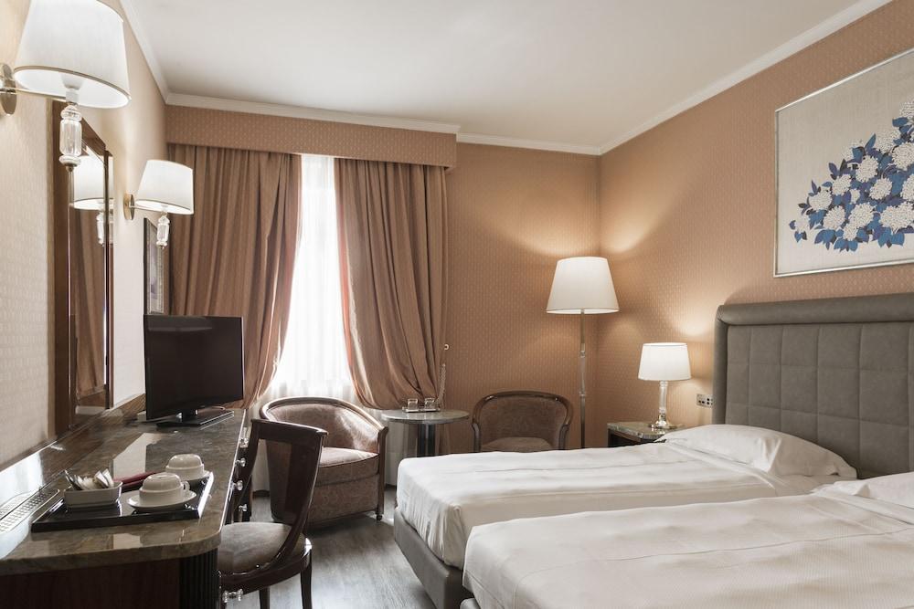 Doria Grand Hotel - Room