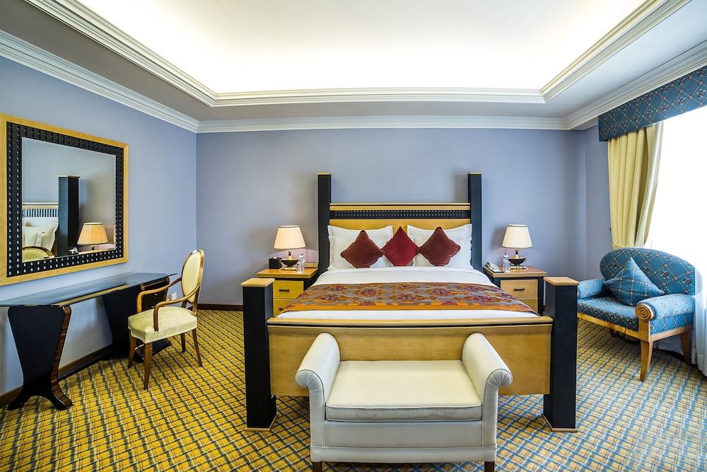 Al Raha Beach Hotel Villas - Room