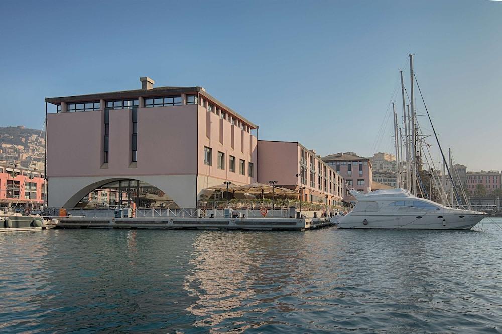 NH Collection Genova Marina - Exterior