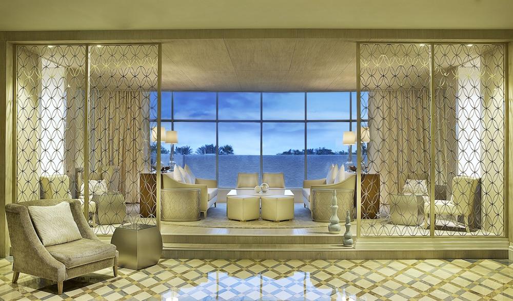 Habtoor Grand Resort, Autograph Collection - Lobby Sitting Area