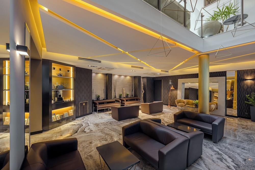 هوتل ميوزيام بودابست - Lobby Lounge