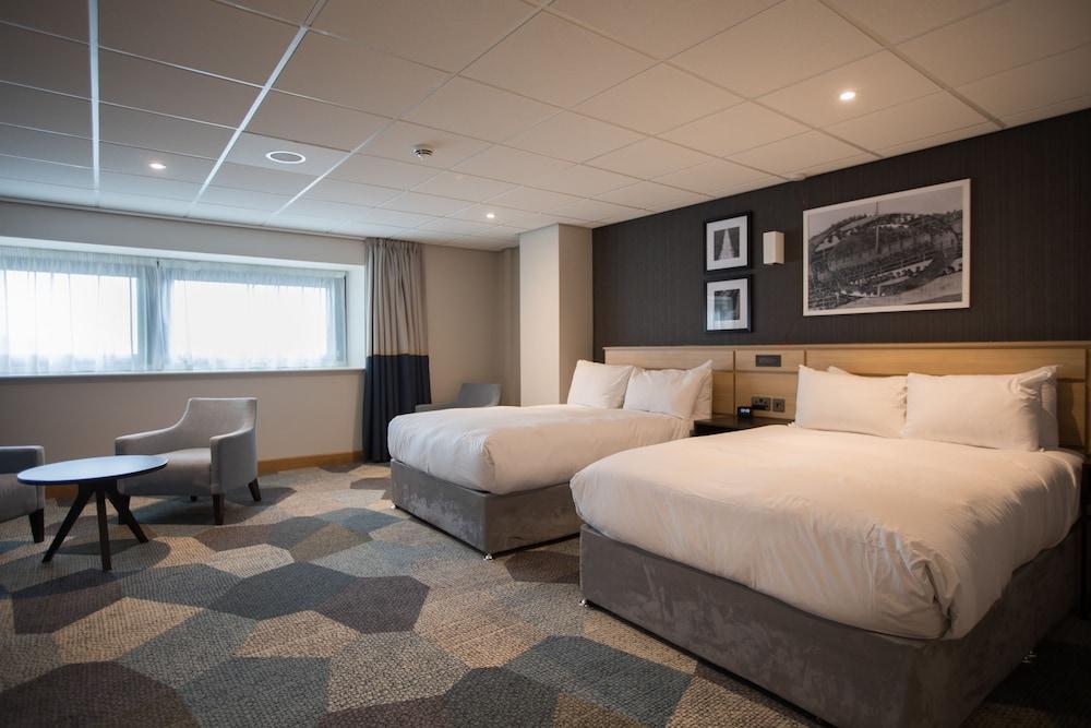 DoubleTree by Hilton Coventry Building Society Arena - Room