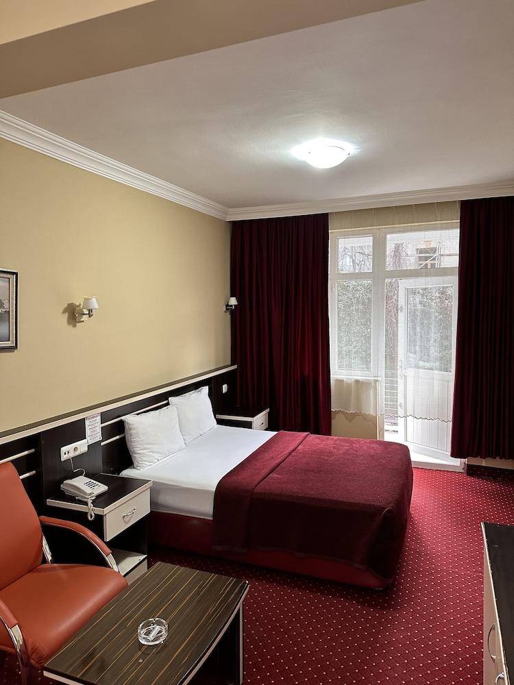 Mina 1 Hotel - Room