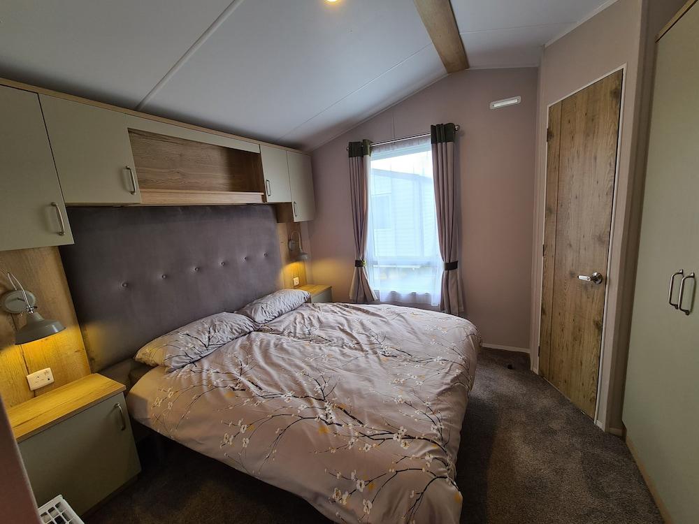 Stunning Platinum Caravan in Rhyl 2 Mins to Beach - Room