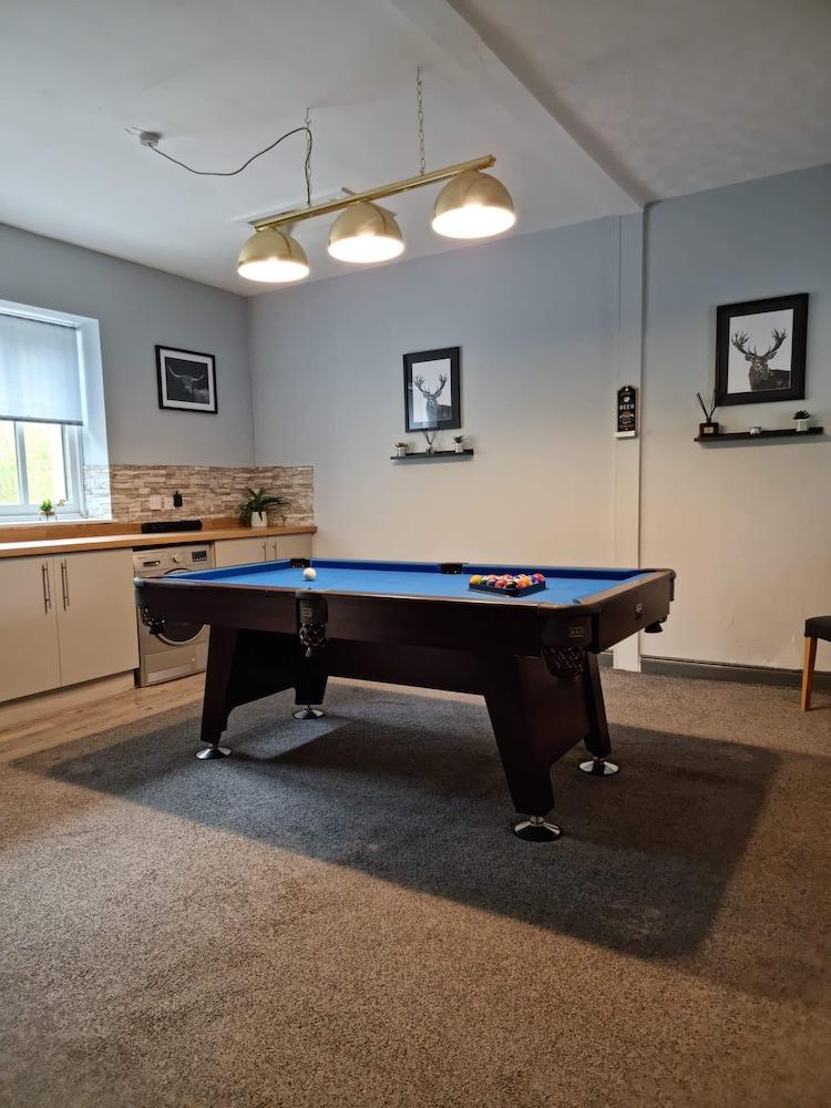 Antfield House - Game Room