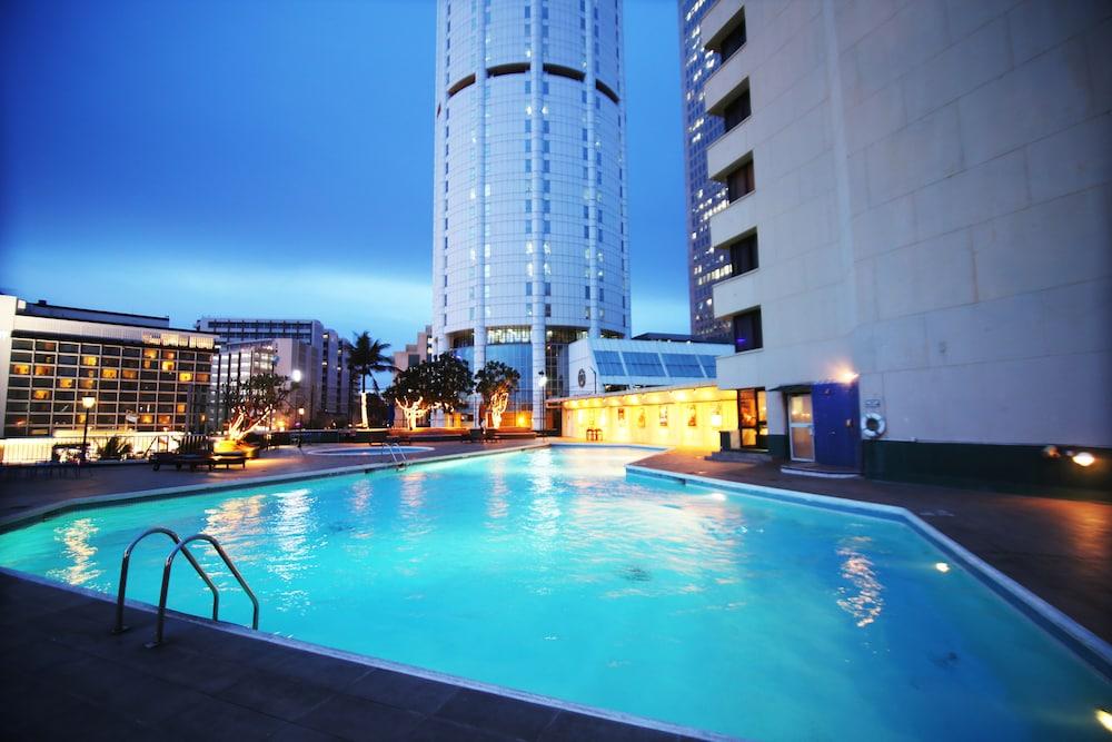 Galadari Hotel - Outdoor Pool