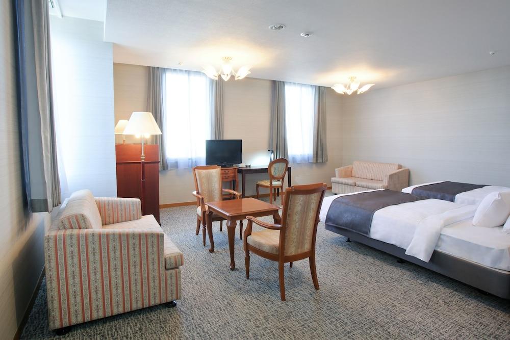 Mielparque Yokohama Hotel - Featured Image
