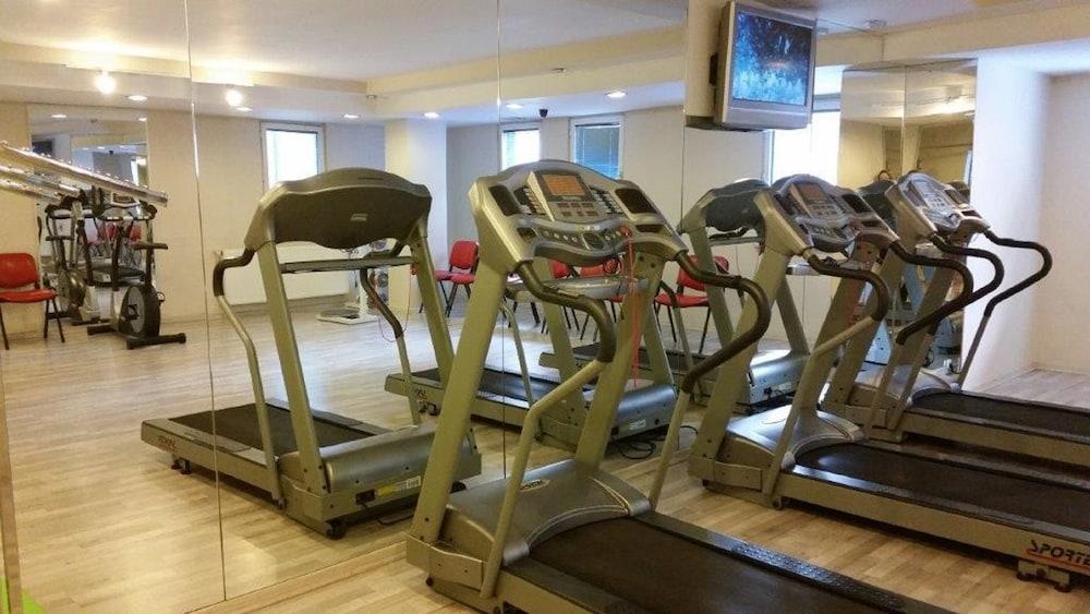 Adela Hotel - Fitness Facility