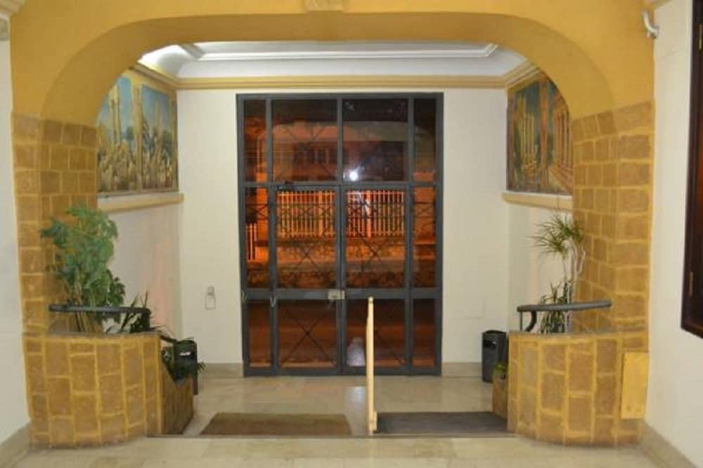 B&B Miravalle Agrigento - Interior Entrance