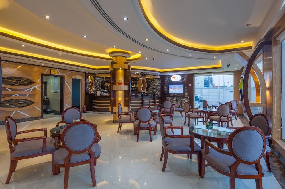 Revan Palace - Lobby Lounge