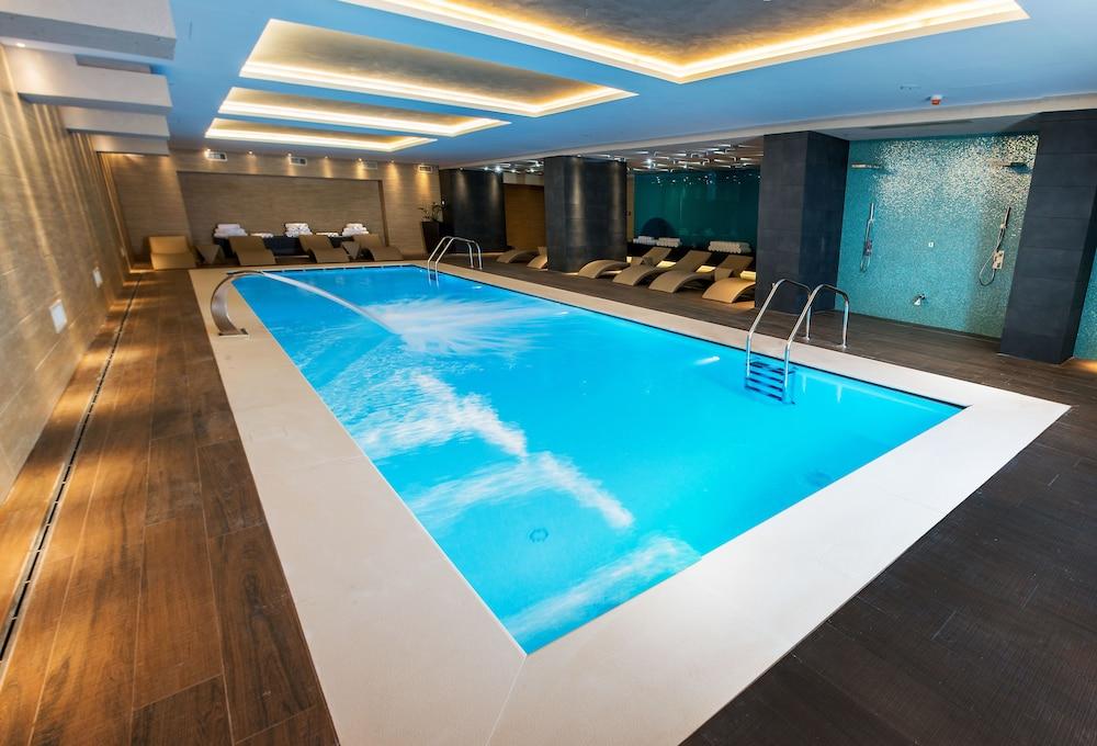 Kronwell Brasov Hotel - Indoor Pool