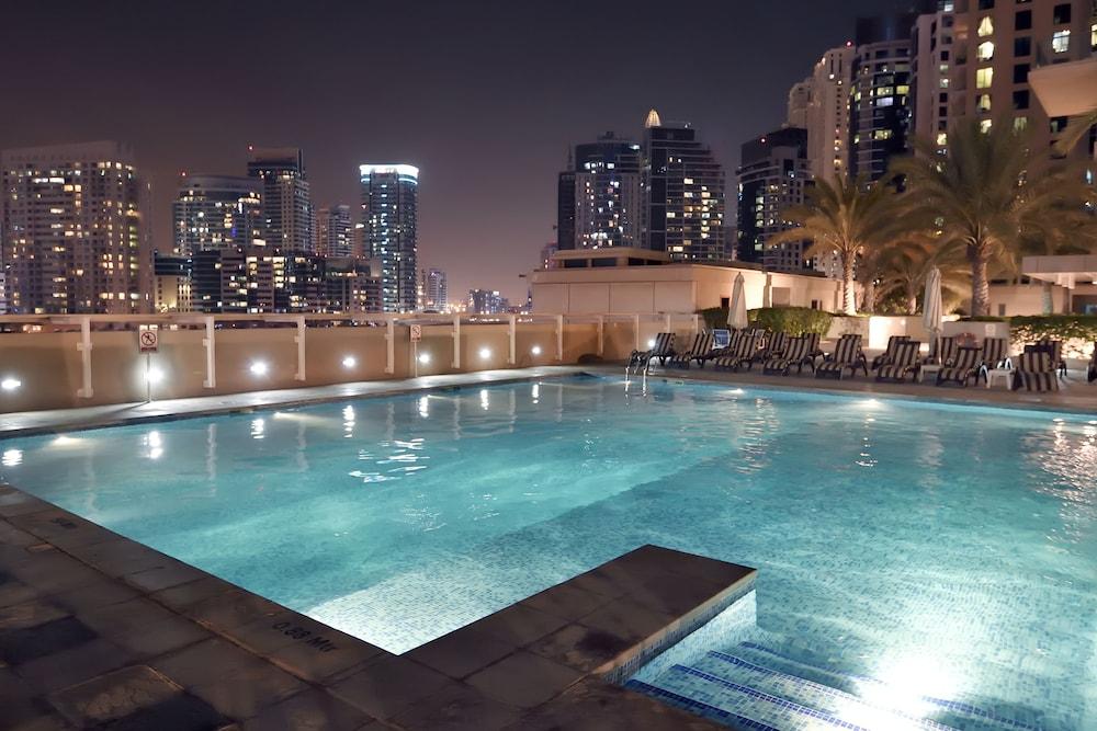 Dream Inn Dubai Apartments - Al Sahab - Outdoor Pool