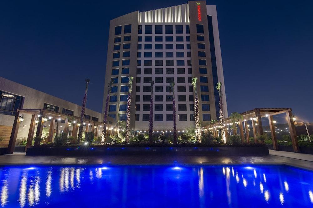 Movenpick Hotel And Residences Riyadh - Room