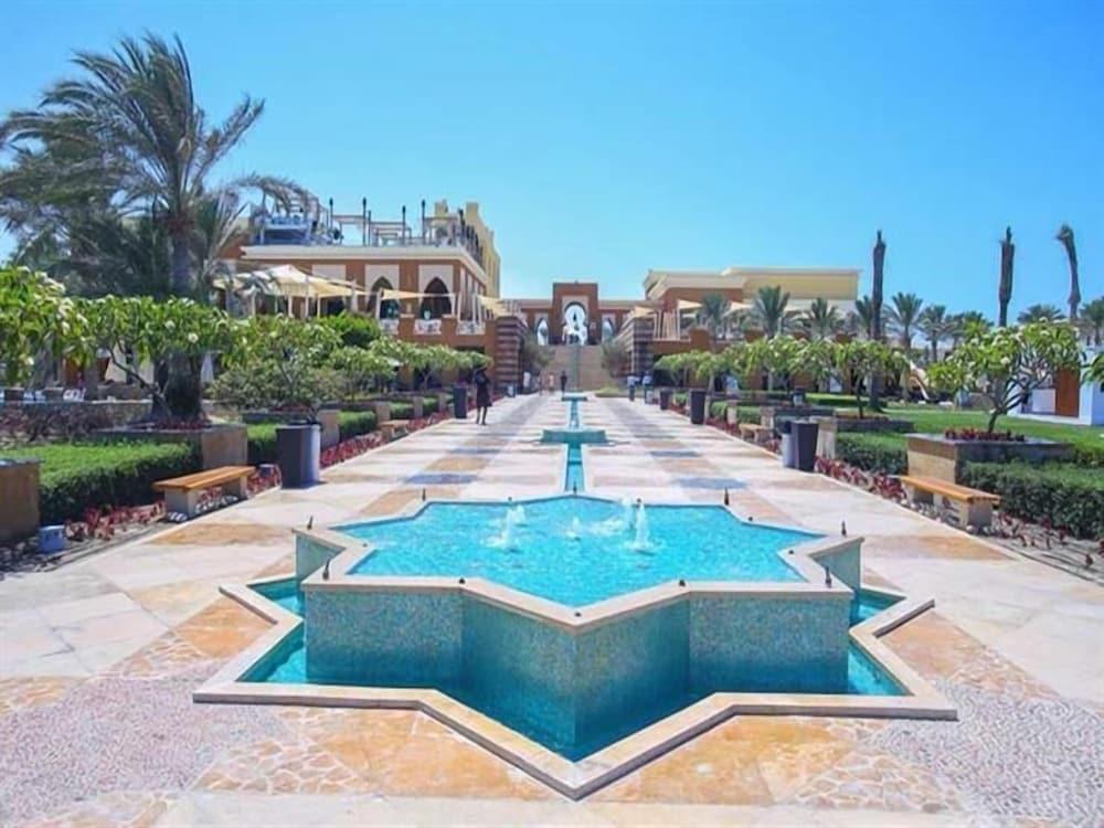 Marassi North Coast Villa V23 with pool - Featured Image