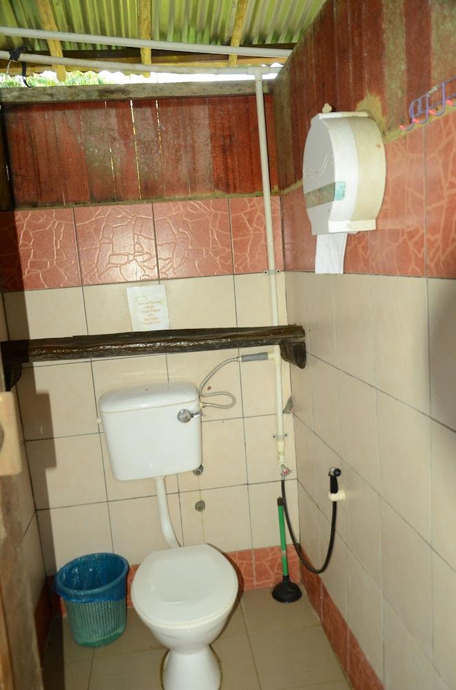 سمبايلينج إيكو فيليدج - Bathroom