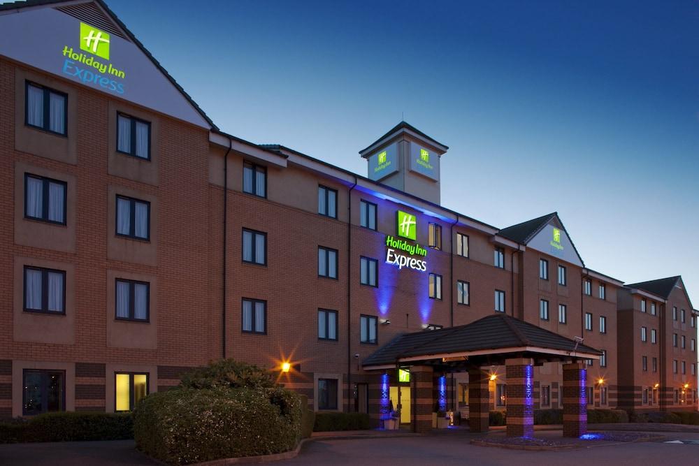 Holiday Inn Express London - Dartford, an IHG Hotel - Exterior