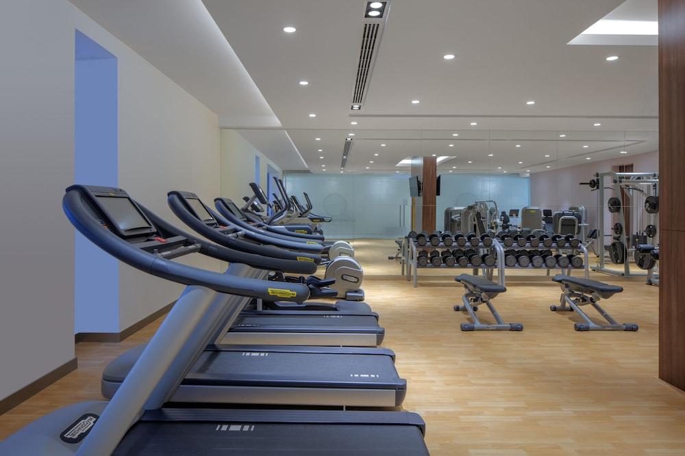 Hyatt Place Dubai Jumeirah Residences - Gym