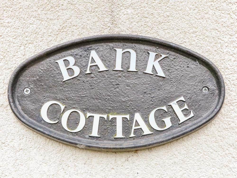 Bank Cottage - Interior