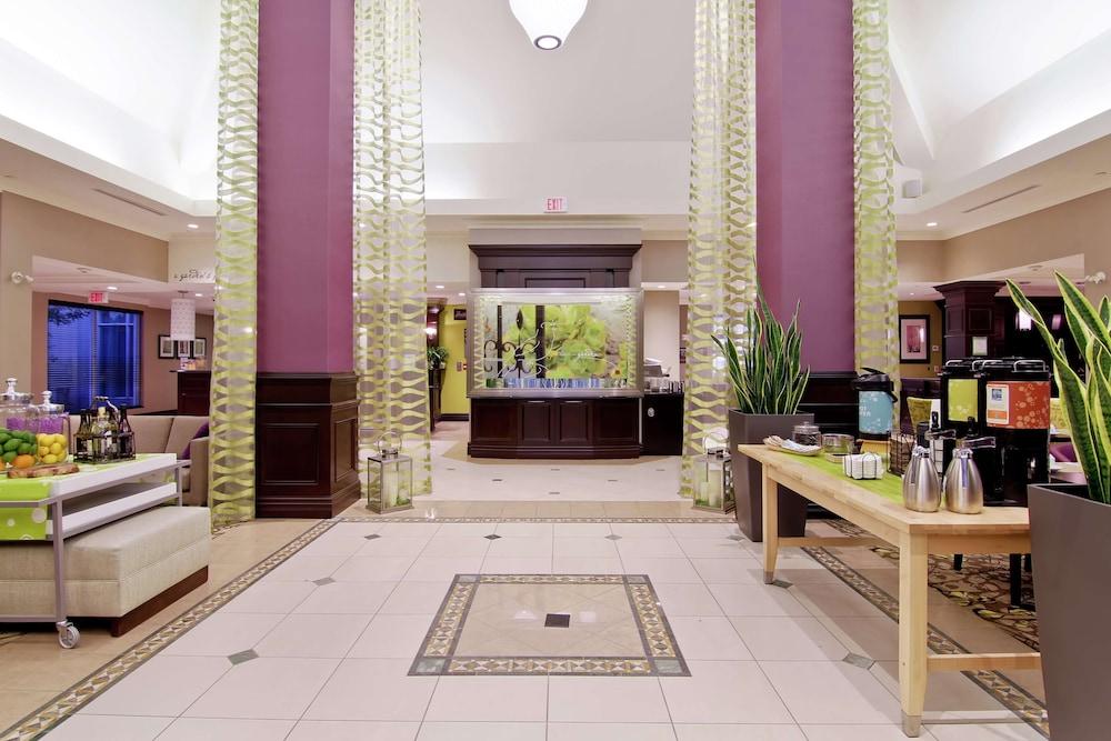 Hilton Garden Inn Toronto/Ajax - Lobby