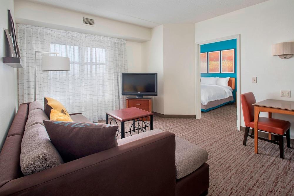Residence Inn by Marriott Newark Elizabeth/Liberty International Airport - Room