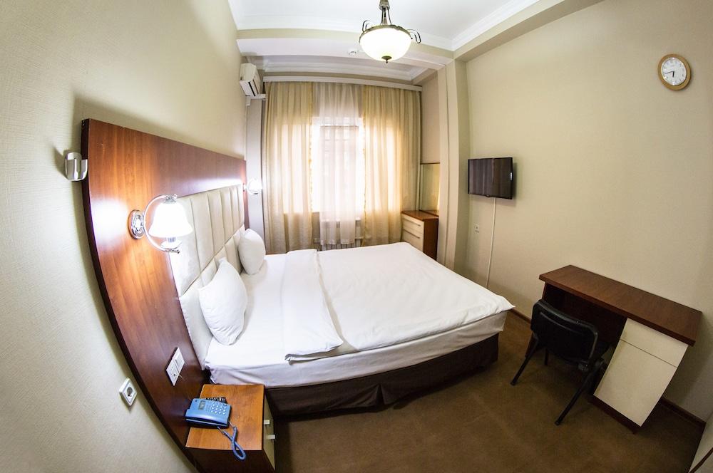 Irshad Hotel - Room