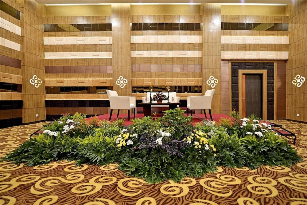 Grand Tjokro Jakarta - Lobby