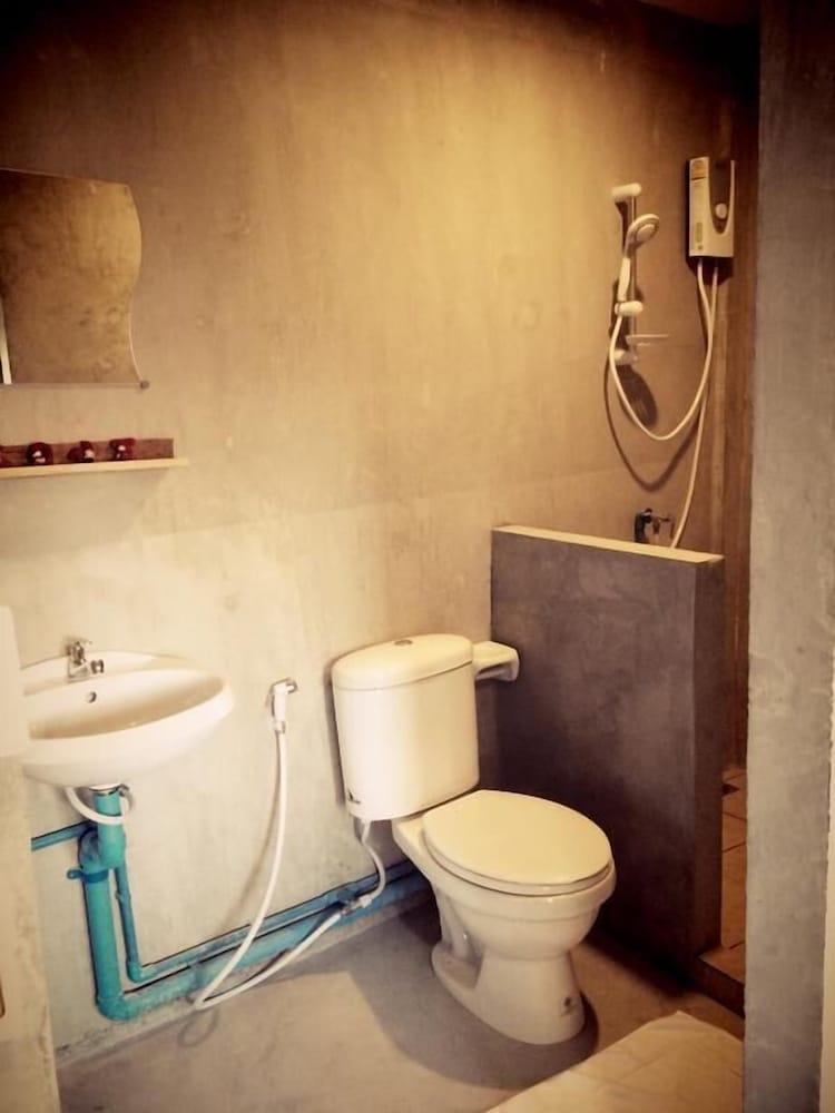 مانجو هاوس بانكوك - Bathroom