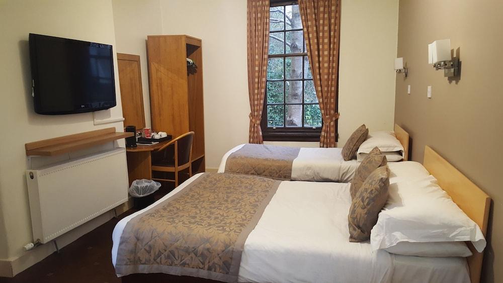 McLays Guest House - Room