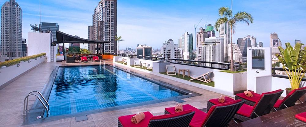 Furama Silom Bangkok Hotel - Pool