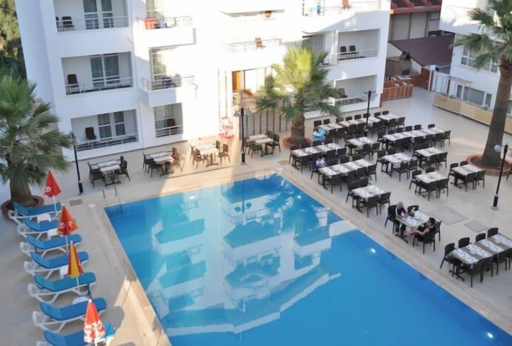 Lambada Hotel Altinoluk - Outdoor Pool